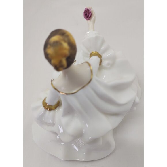 Royal Doulton My Love HN2339 Figurine Bone China England Vintage Collectible - Picture 4 of 7